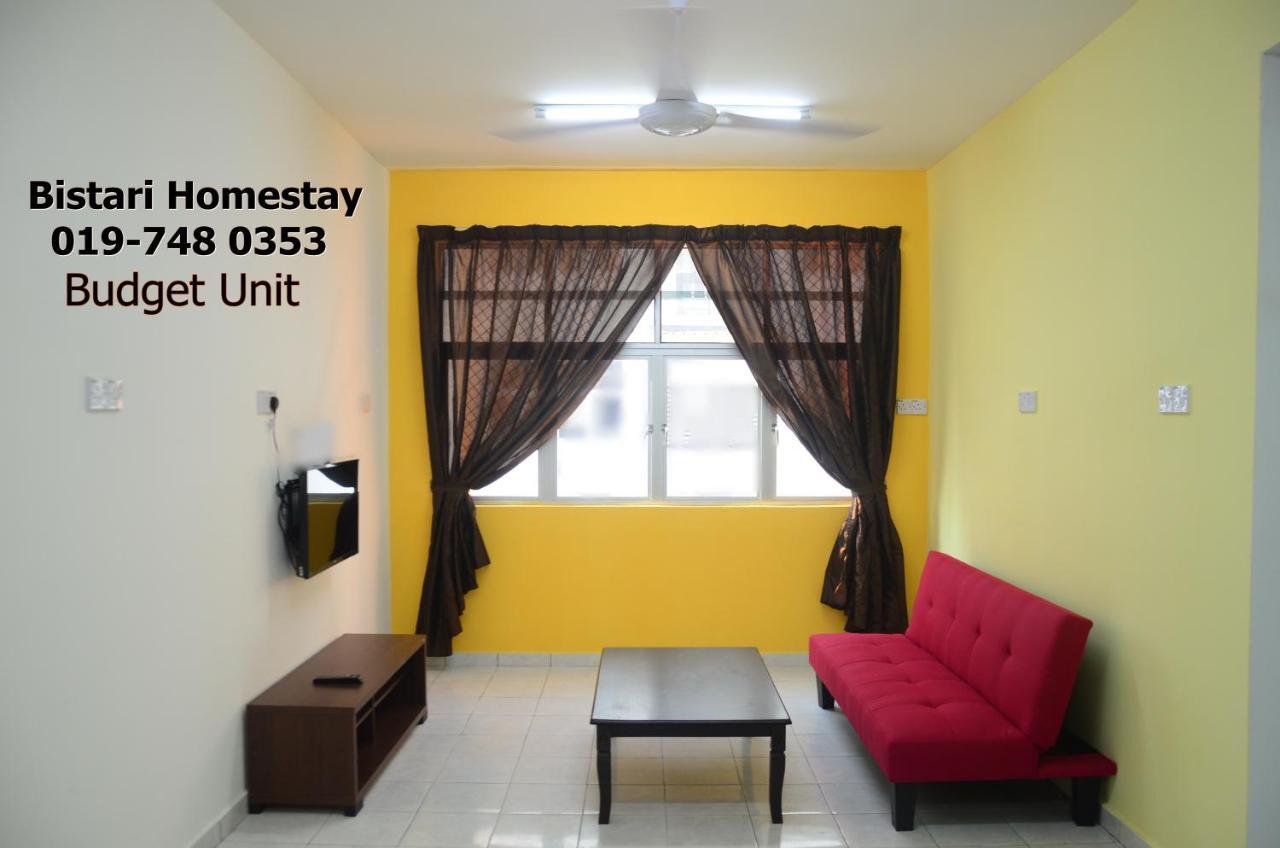 Bistari Homestay Parit Raja Uthm Ngoại thất bức ảnh