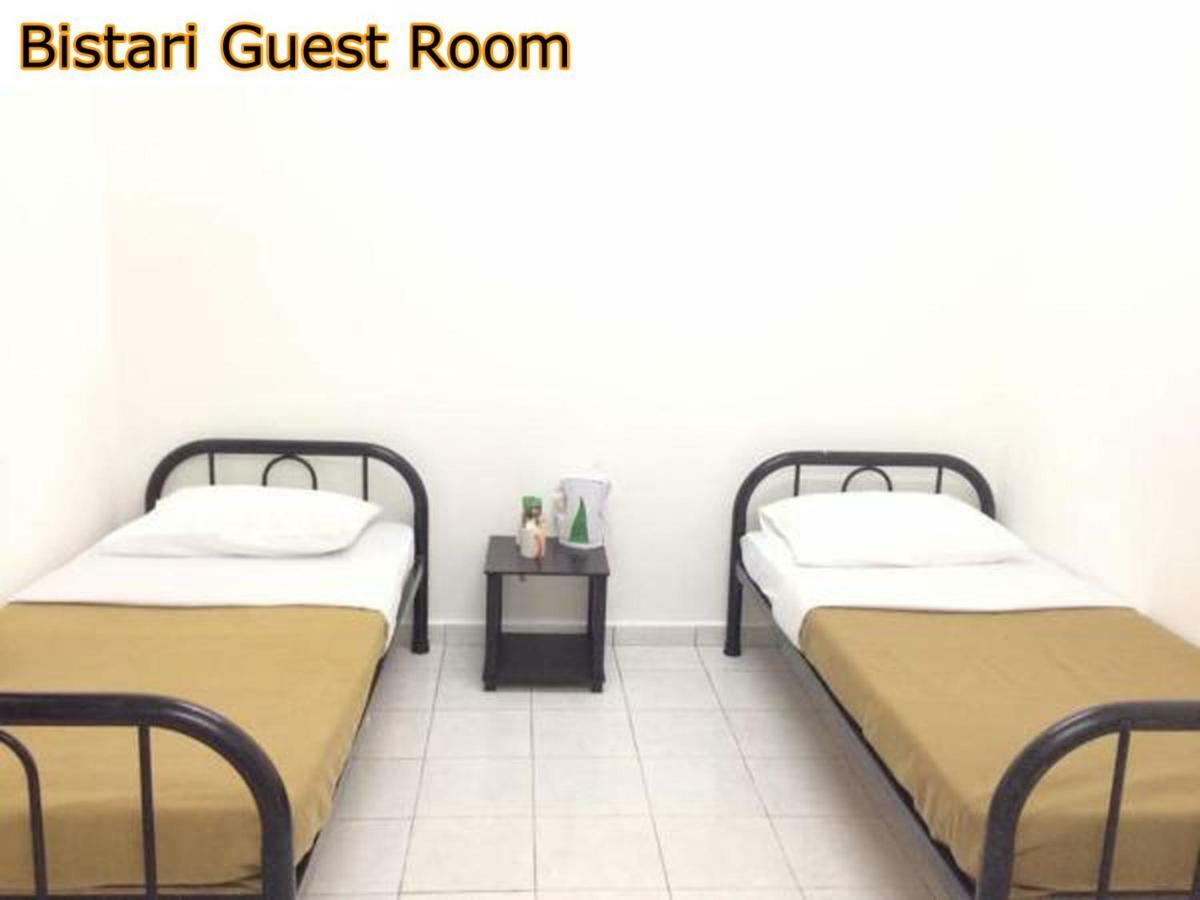 Bistari Homestay Parit Raja Uthm Ngoại thất bức ảnh