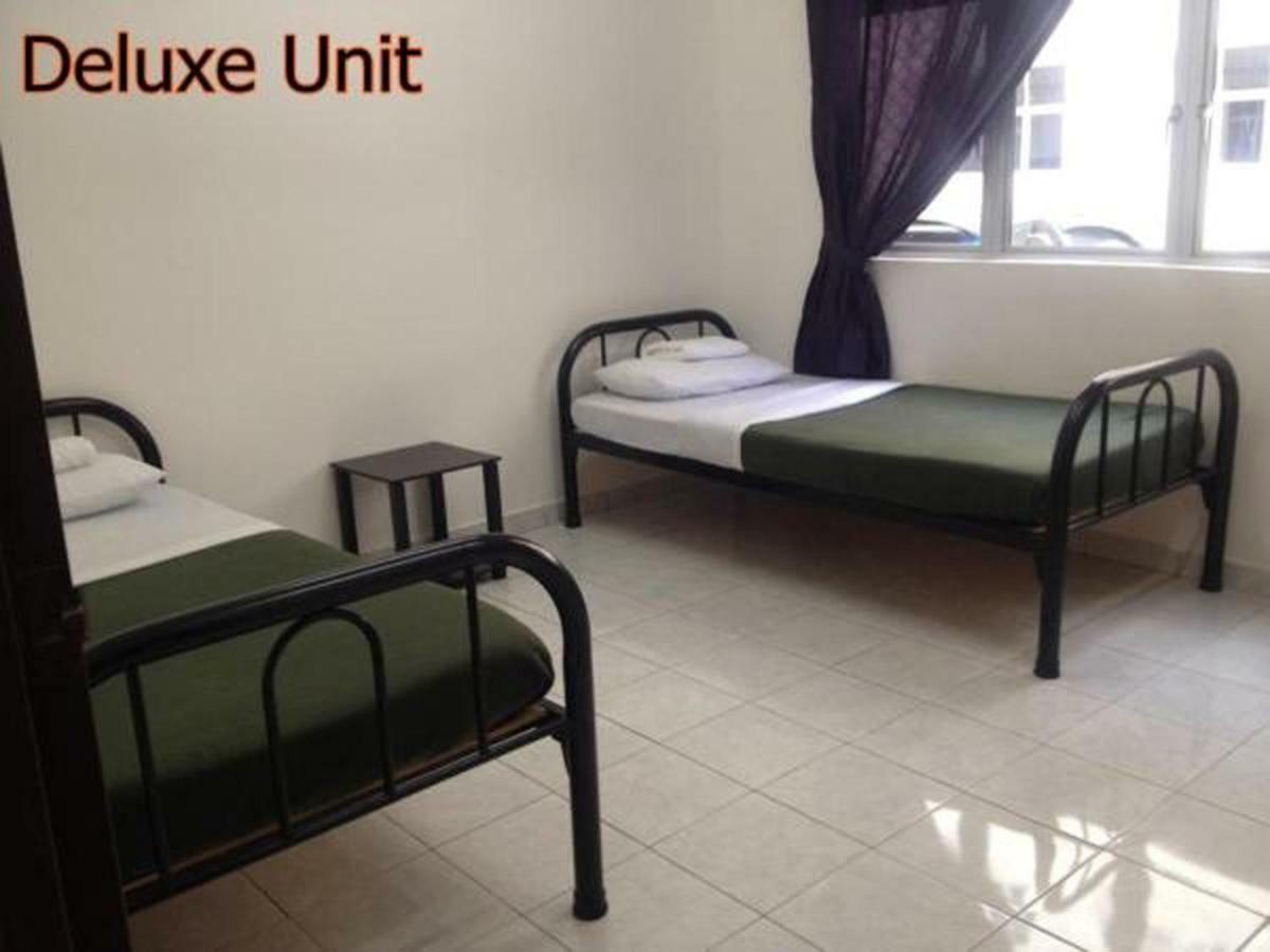 Bistari Homestay Parit Raja Uthm Ngoại thất bức ảnh